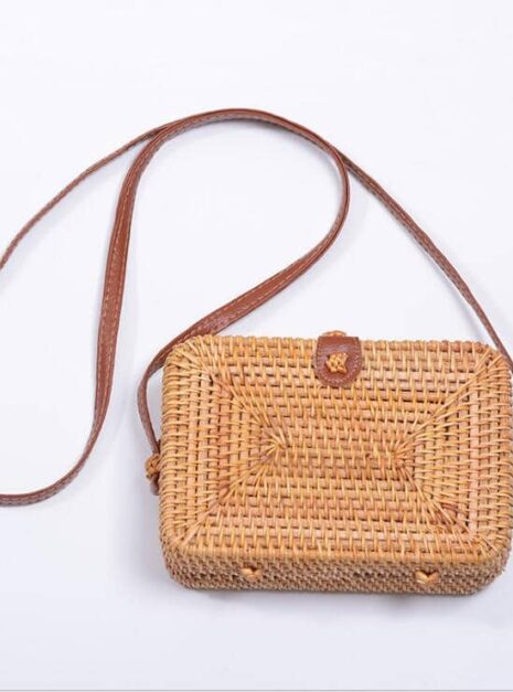 sac-a-main-rectangulaire-en-rotin-pour-femmes-2