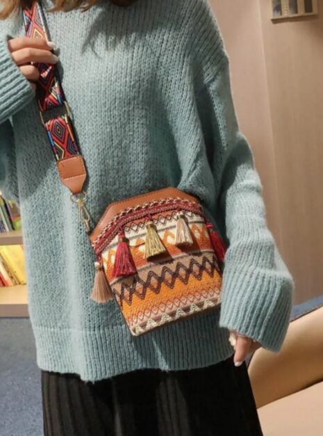 sac boheme tissu pompon 2