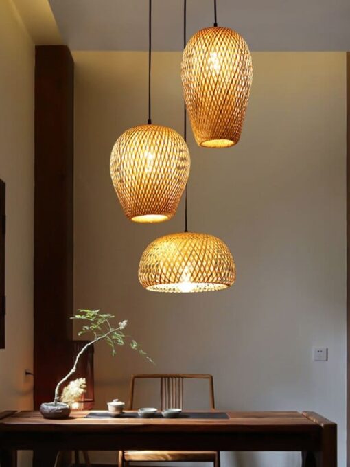 Lampada a sospensione a 3 luci in rattan