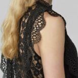 Black Vest (4)